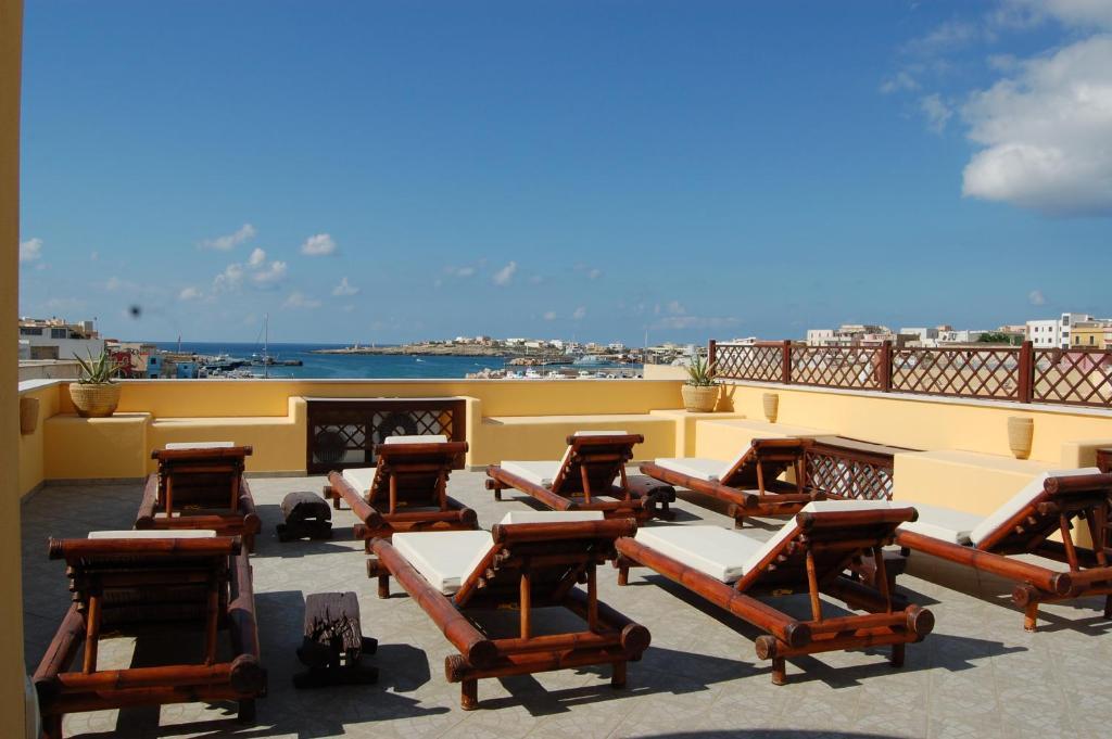 El Mosaico Del Sol Hotell Lampedusa Eksteriør bilde